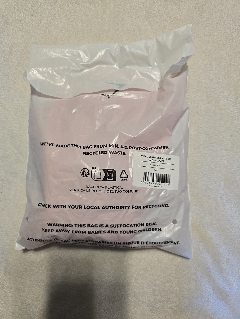 Bundle Gymshark Jacket, Top, And Long Sleeve Top - Picture 10 of 11